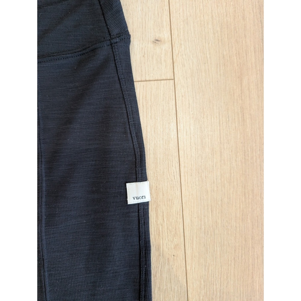Vuori Performance Rib Flare Pants Black High Rise Slit Hem Women Small VW4042 - Picture 2 of 8